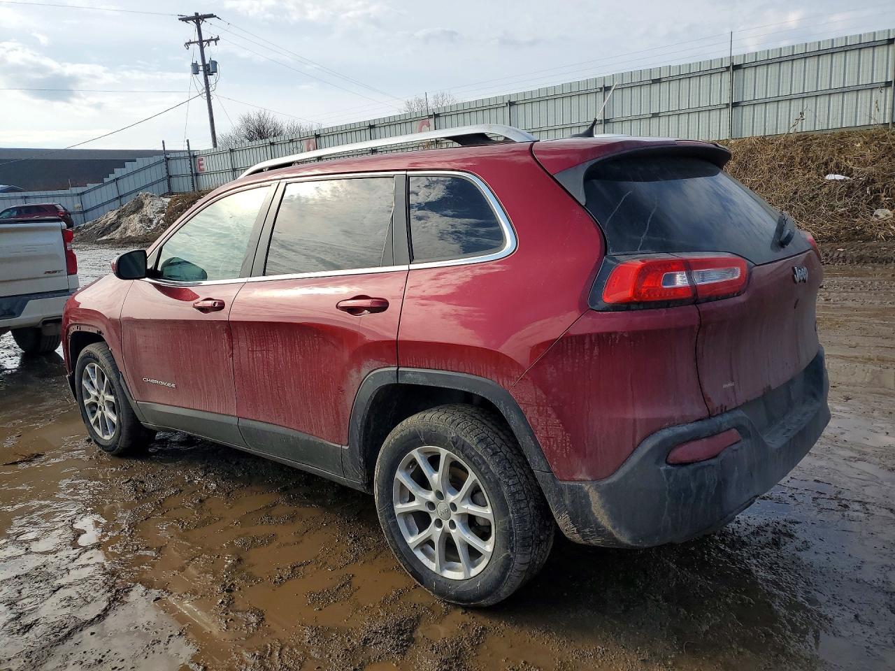 2015 JEEP CHEROKEE LATITUDE photo 3