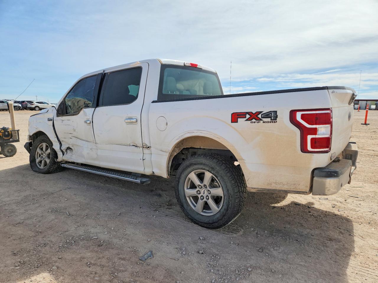 2018 FORD F150 SUPERCREW photo 2