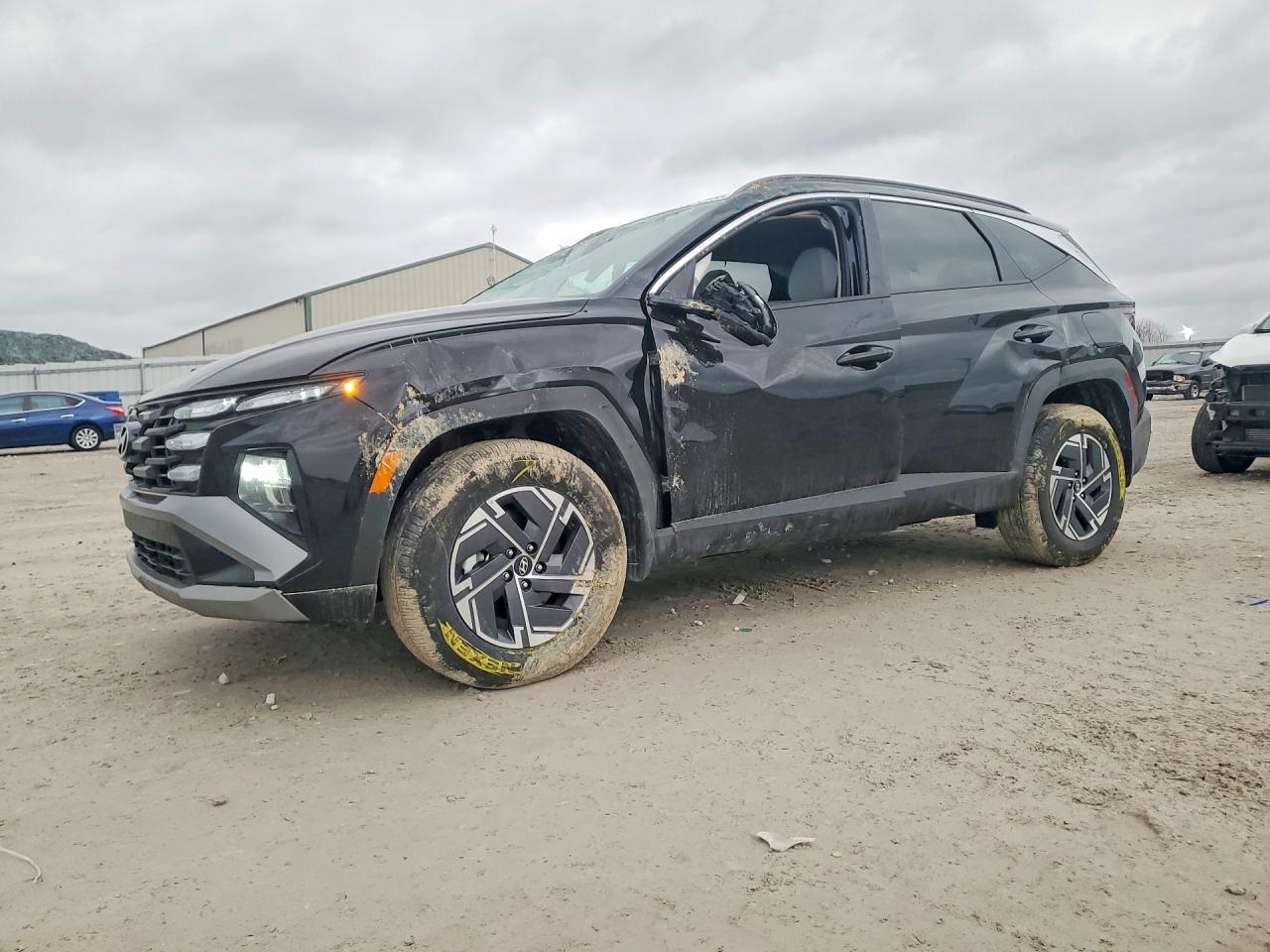 2025 HYUNDAI TUCSON