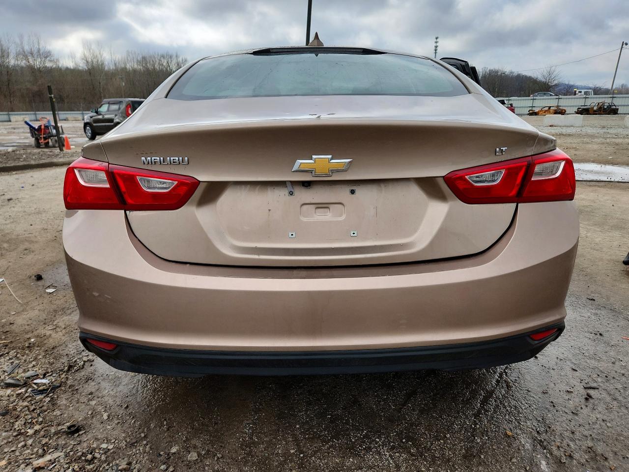 2018 CHEVROLET MALIBU LT photo 11