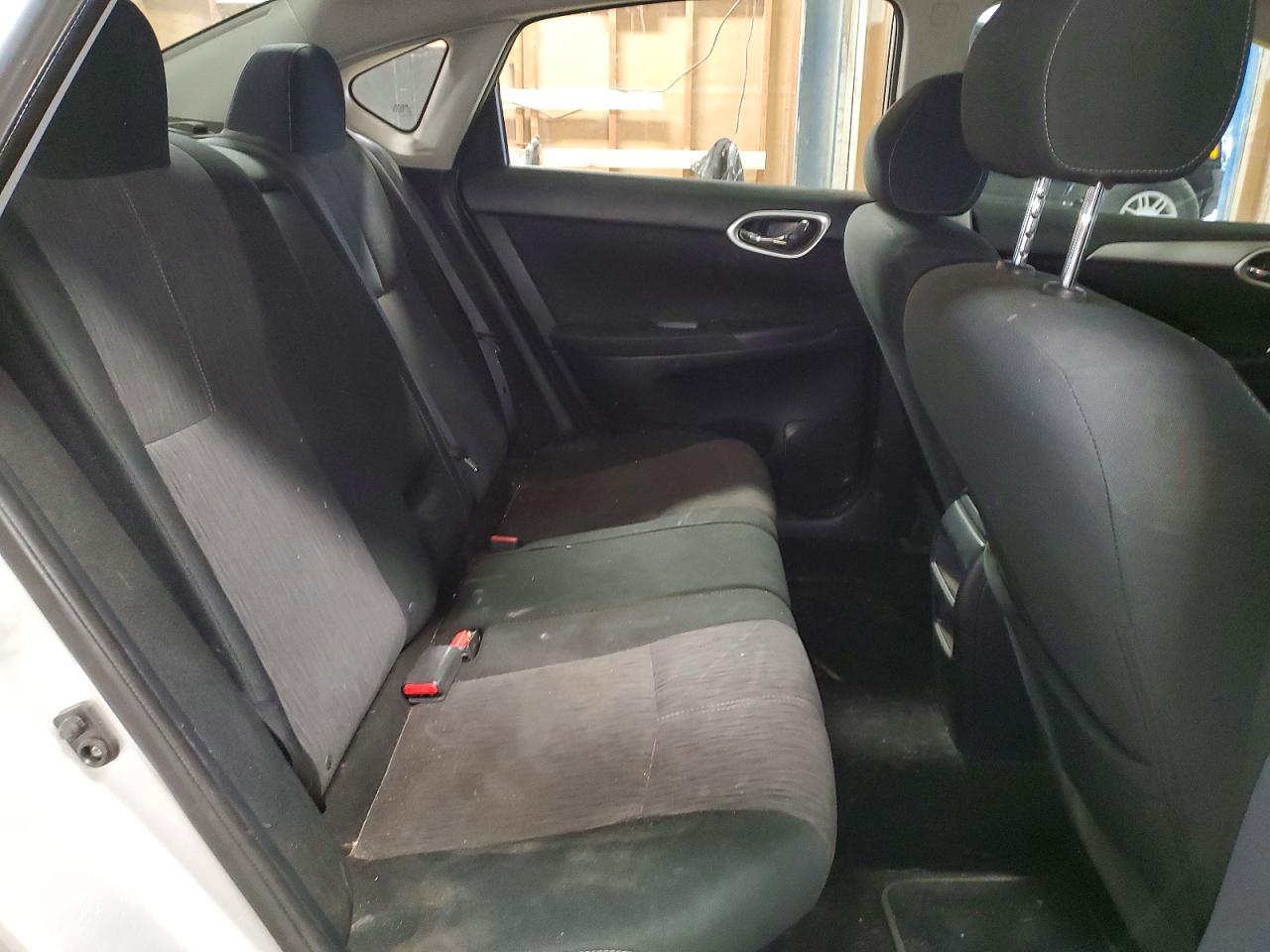 2015 NISSAN SENTRA SV photo 28