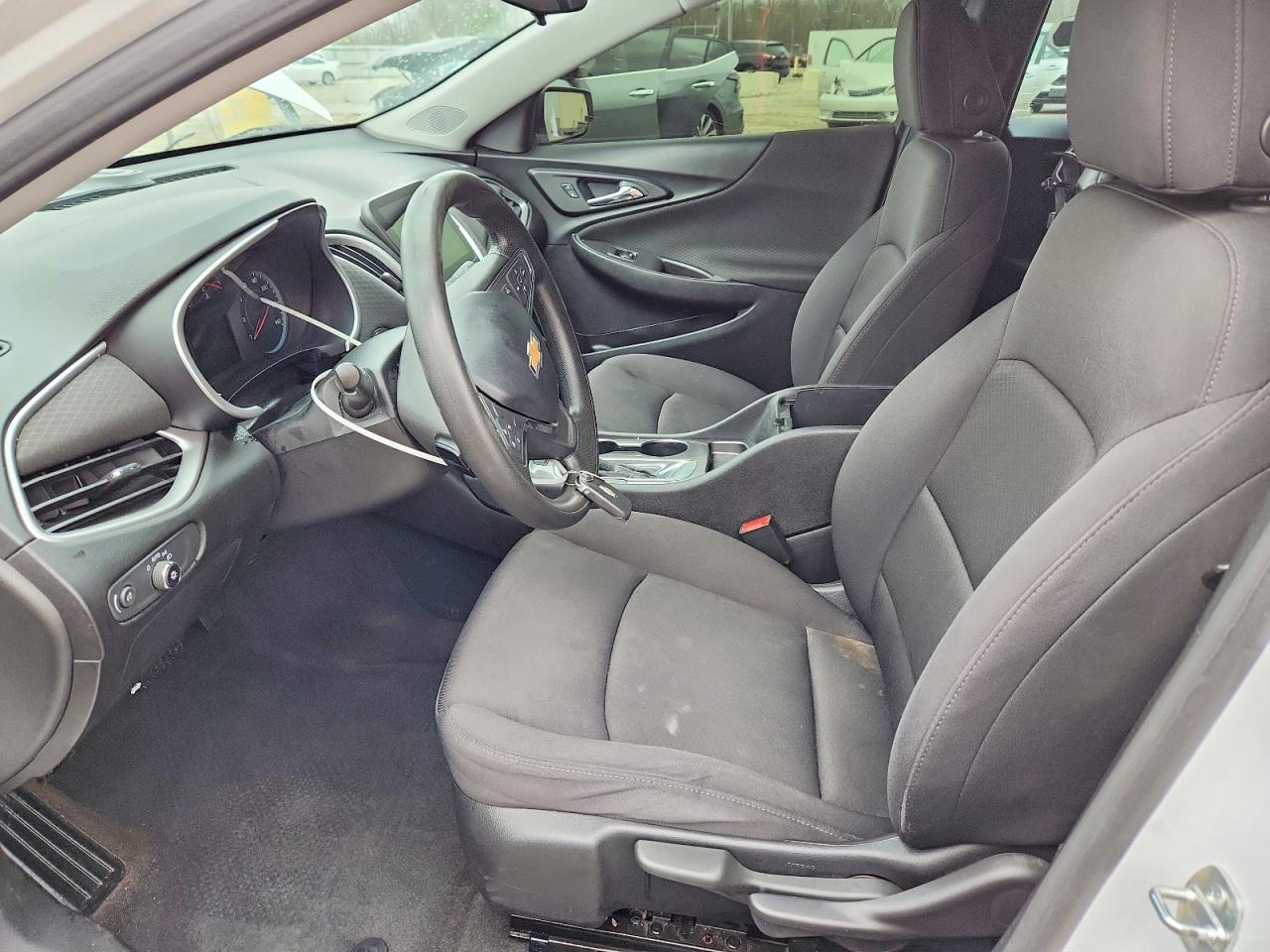 2020 CHEVROLET MALIBU LS photo 13