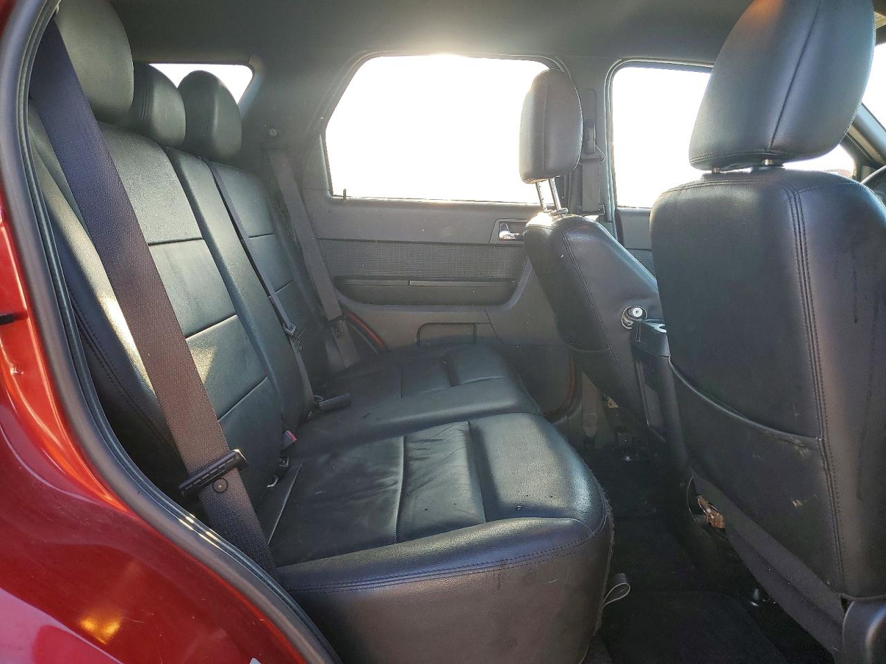 2011 FORD ESCAPE LIMITED photo 31