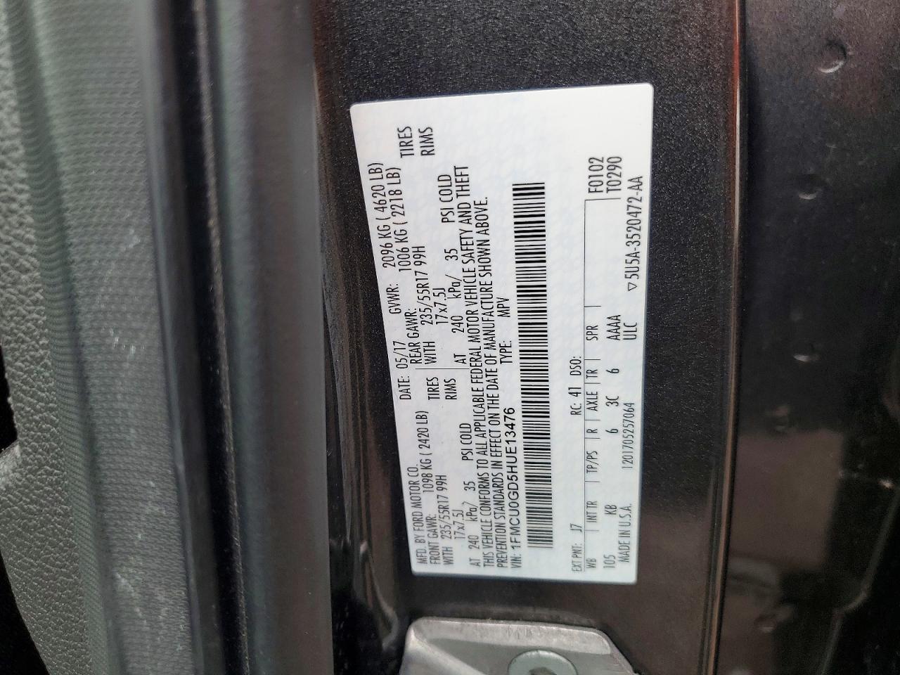 2017 FORD ESCAPE SE photo 34
