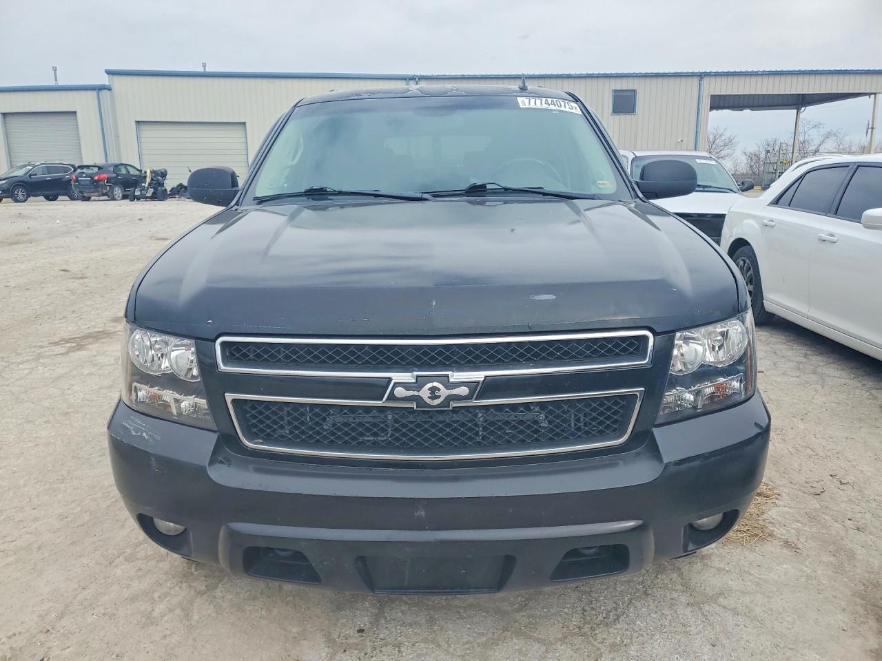 2009 CHEVROLET SUBURBAN K1500 LT photo 5