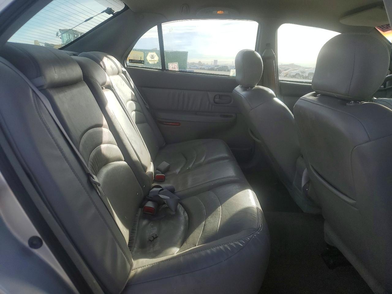 2002 BUICK CENTURY LIMITED photo 10