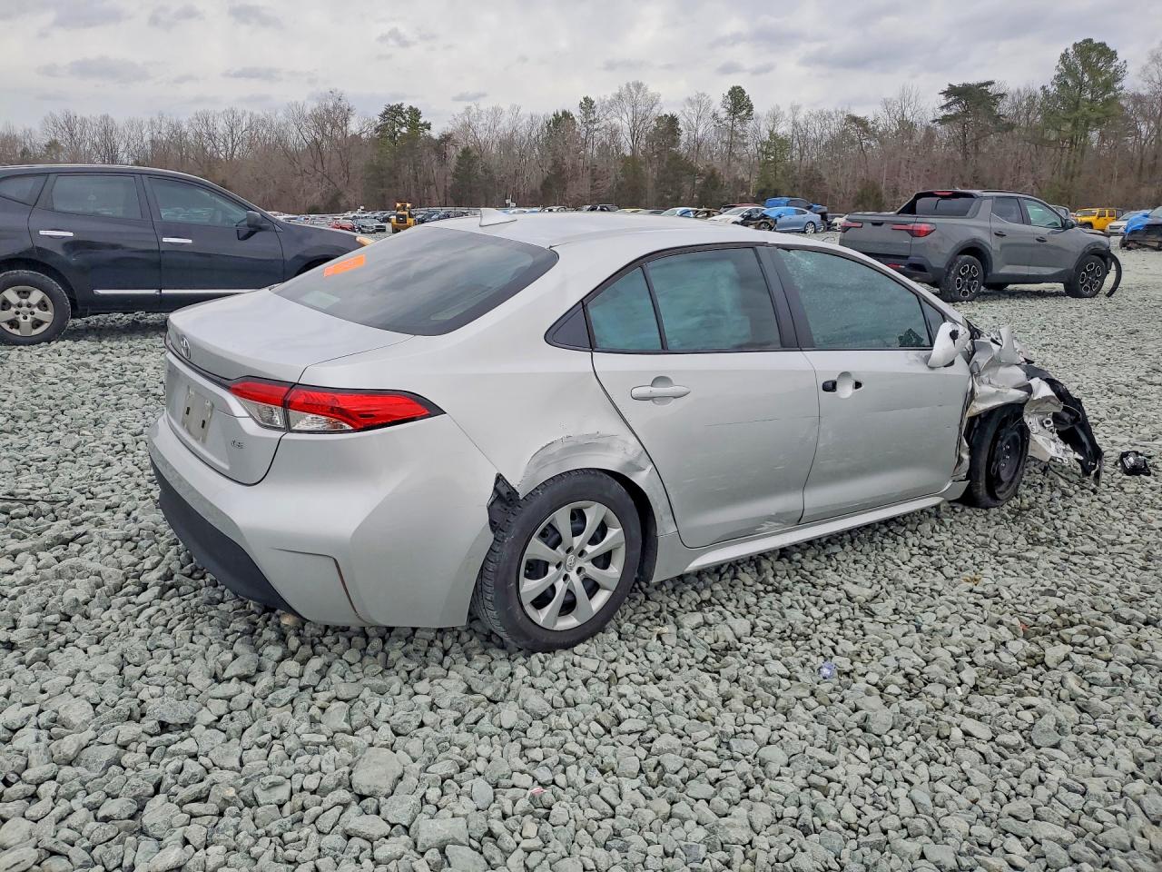 2023 TOYOTA COROLLA LE photo 5