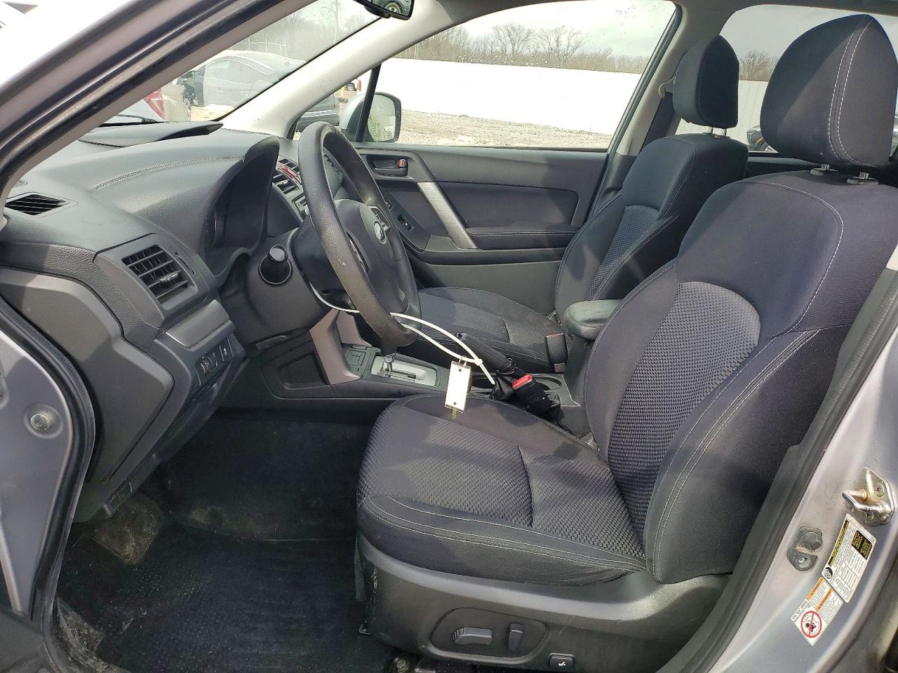 2015 SUBARU FORESTER 2.5I PREMIUM photo 25