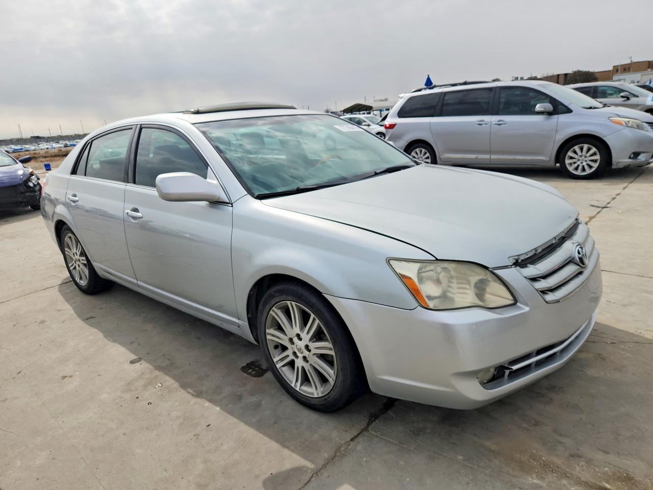 2006 TOYOTA AVALON LIMITED photo 10