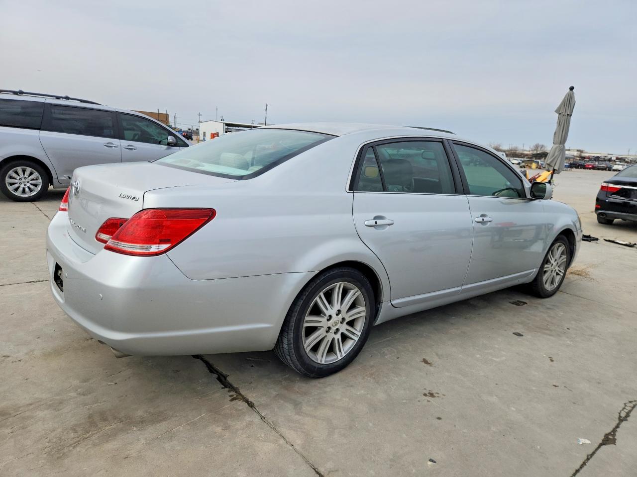2006 TOYOTA AVALON LIMITED photo 7
