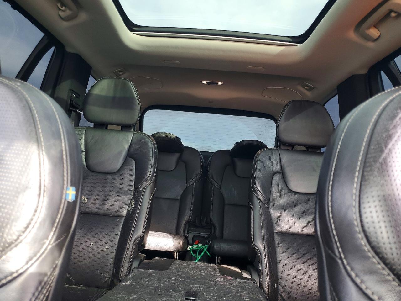 2017 VOLVO XC90 T6 photo 19