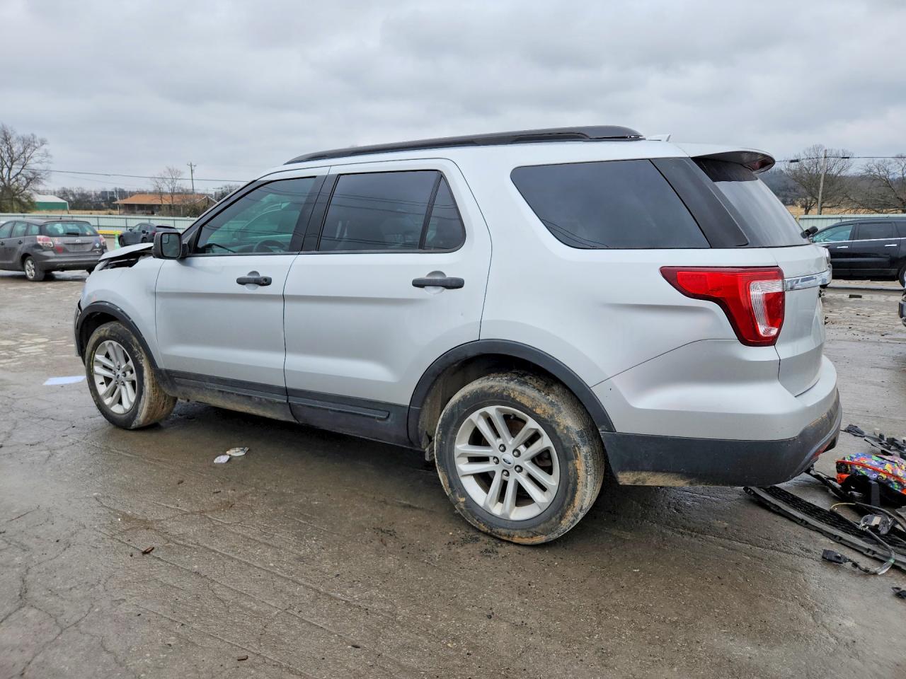 2017 FORD EXPLORER photo 3