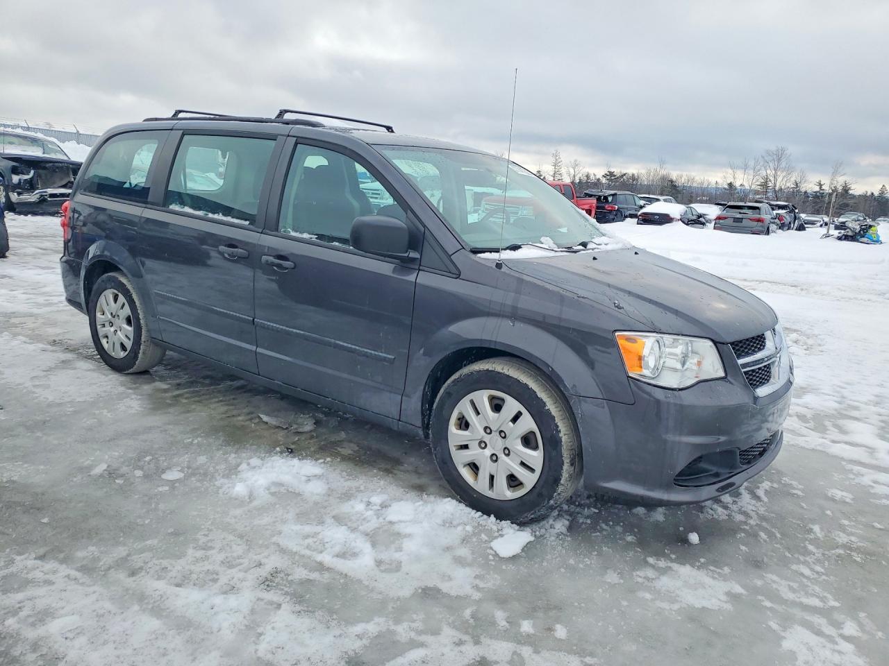2015 DODGE GRAND CARAVAN SE photo 7
