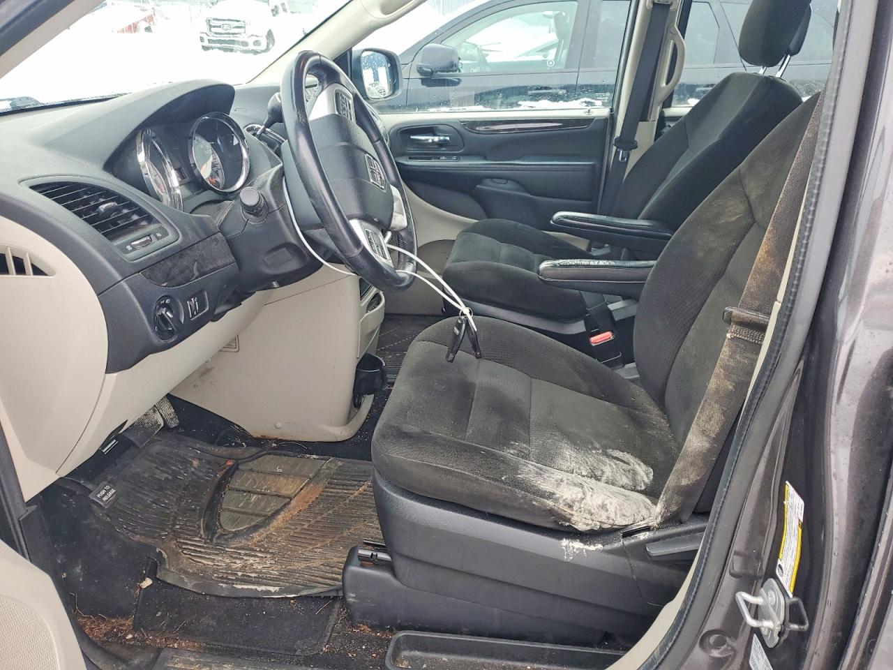 2015 DODGE GRAND CARAVAN SE photo 13