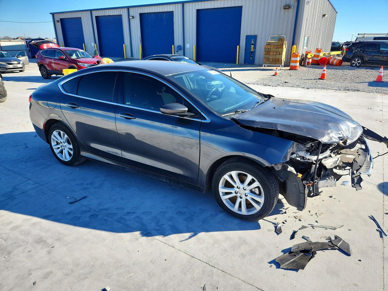 2015 CHRYSLER 200 LIMITED photo 4