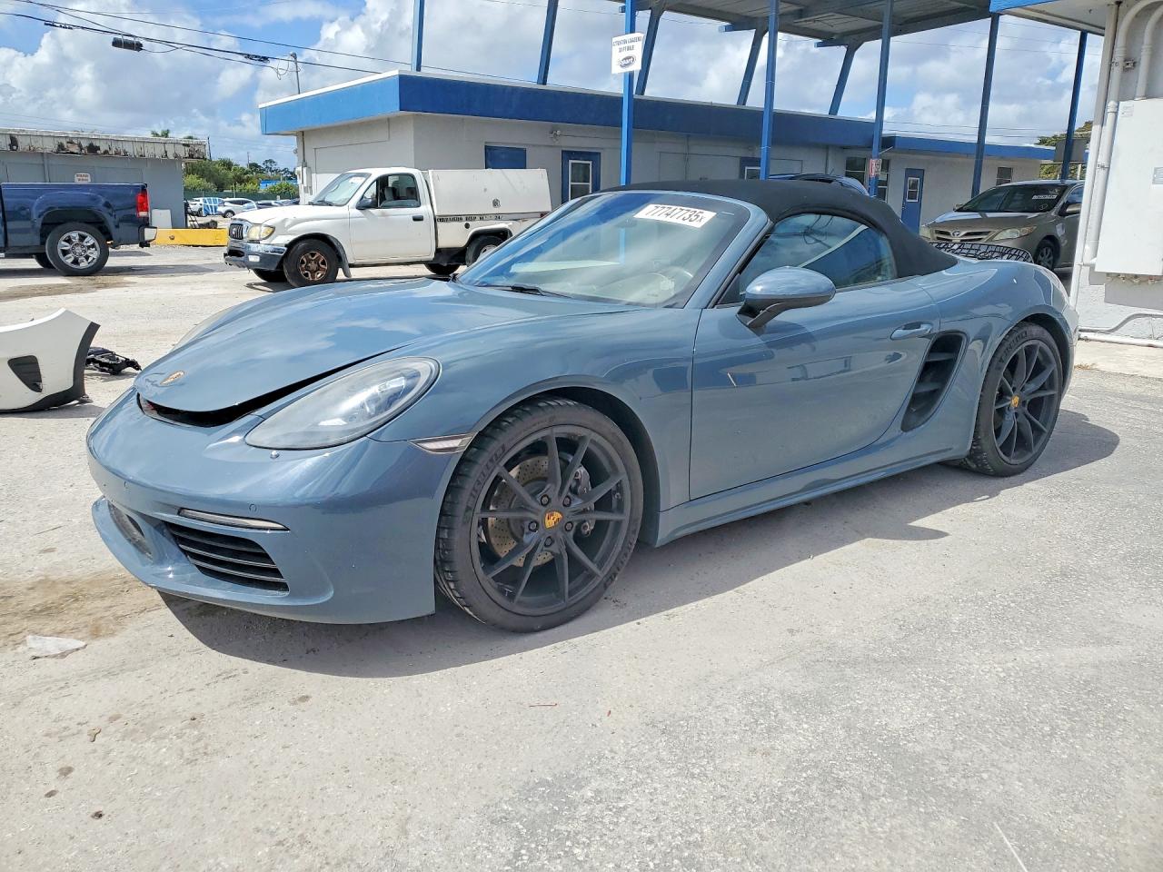 2017 PORSCHE BOXSTER