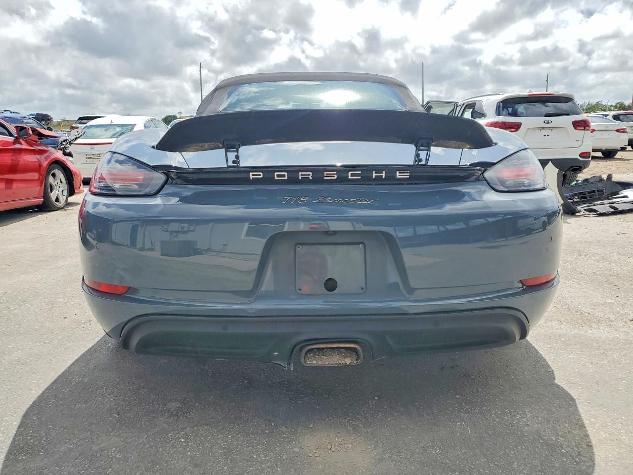 2017 PORSCHE BOXSTER photo 6