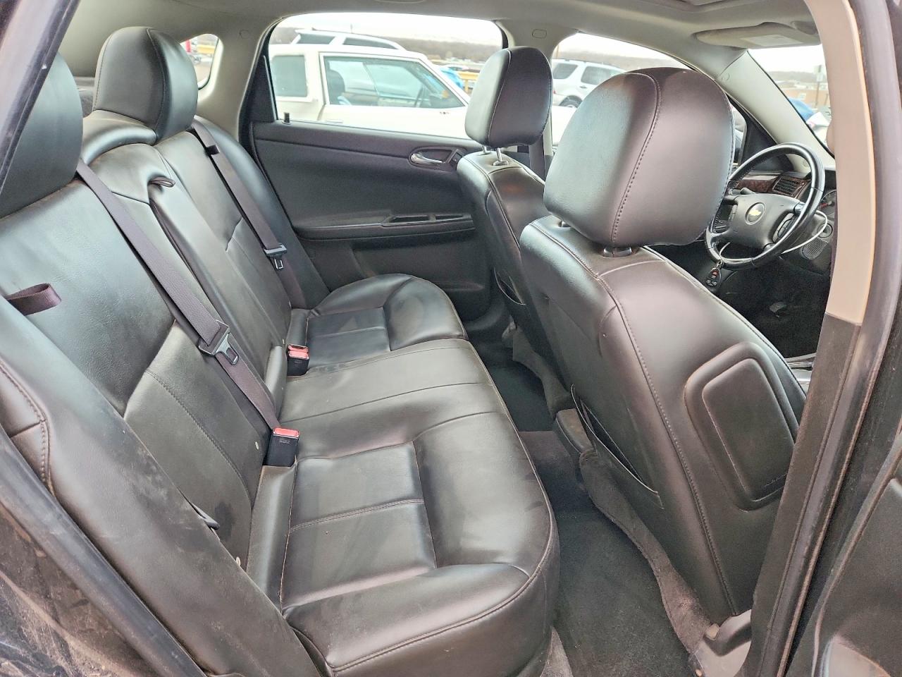 2013 CHEVROLET IMPALA LTZ photo 28