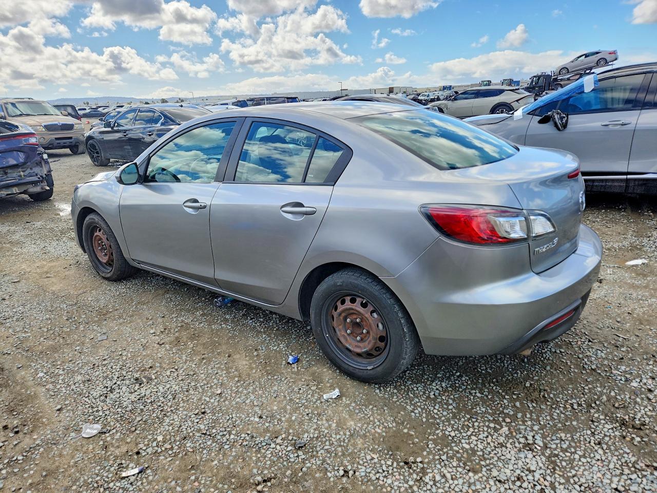 2010 MAZDA 3 I photo 4