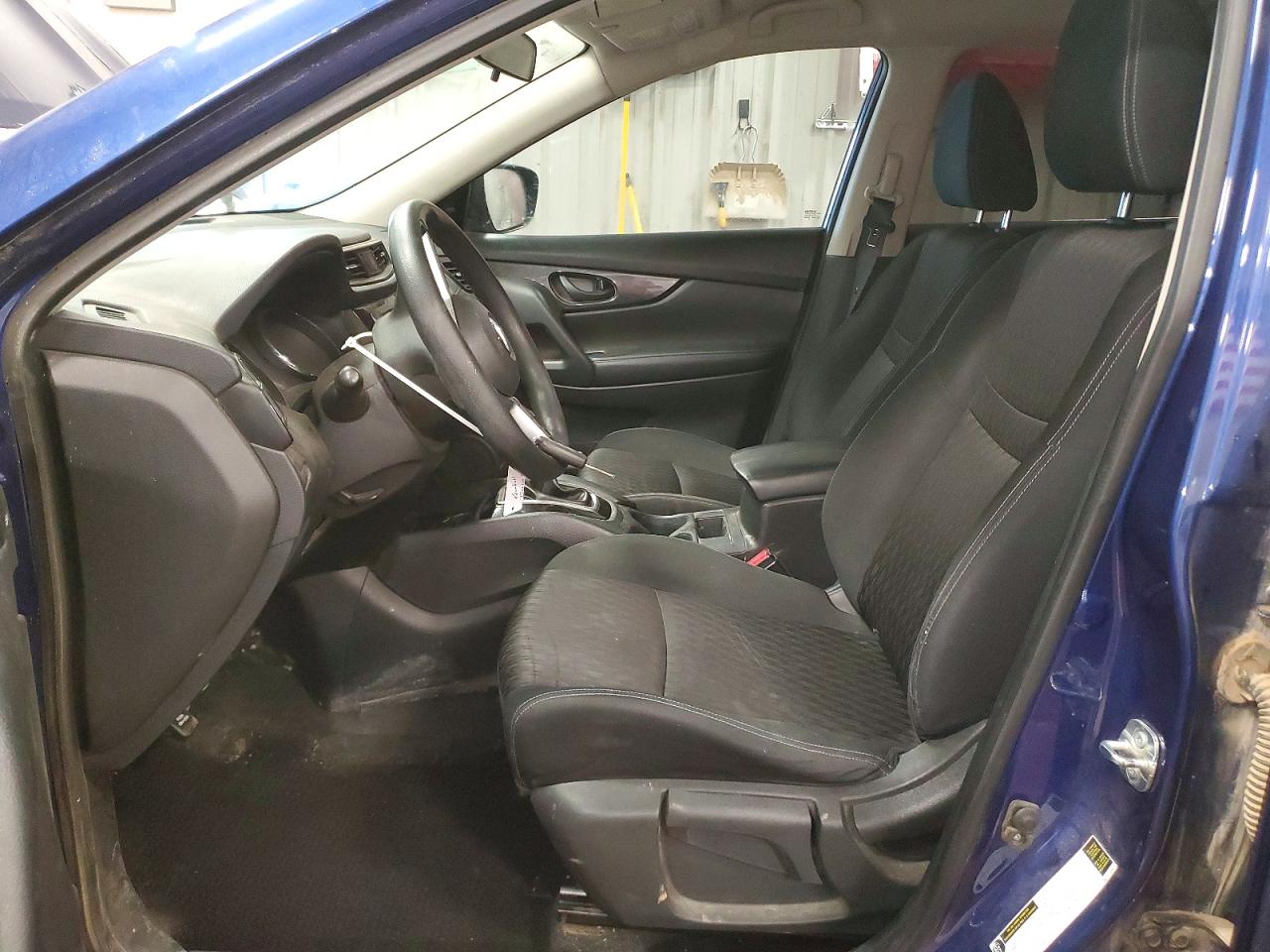 2020 NISSAN ROGUE S photo 13