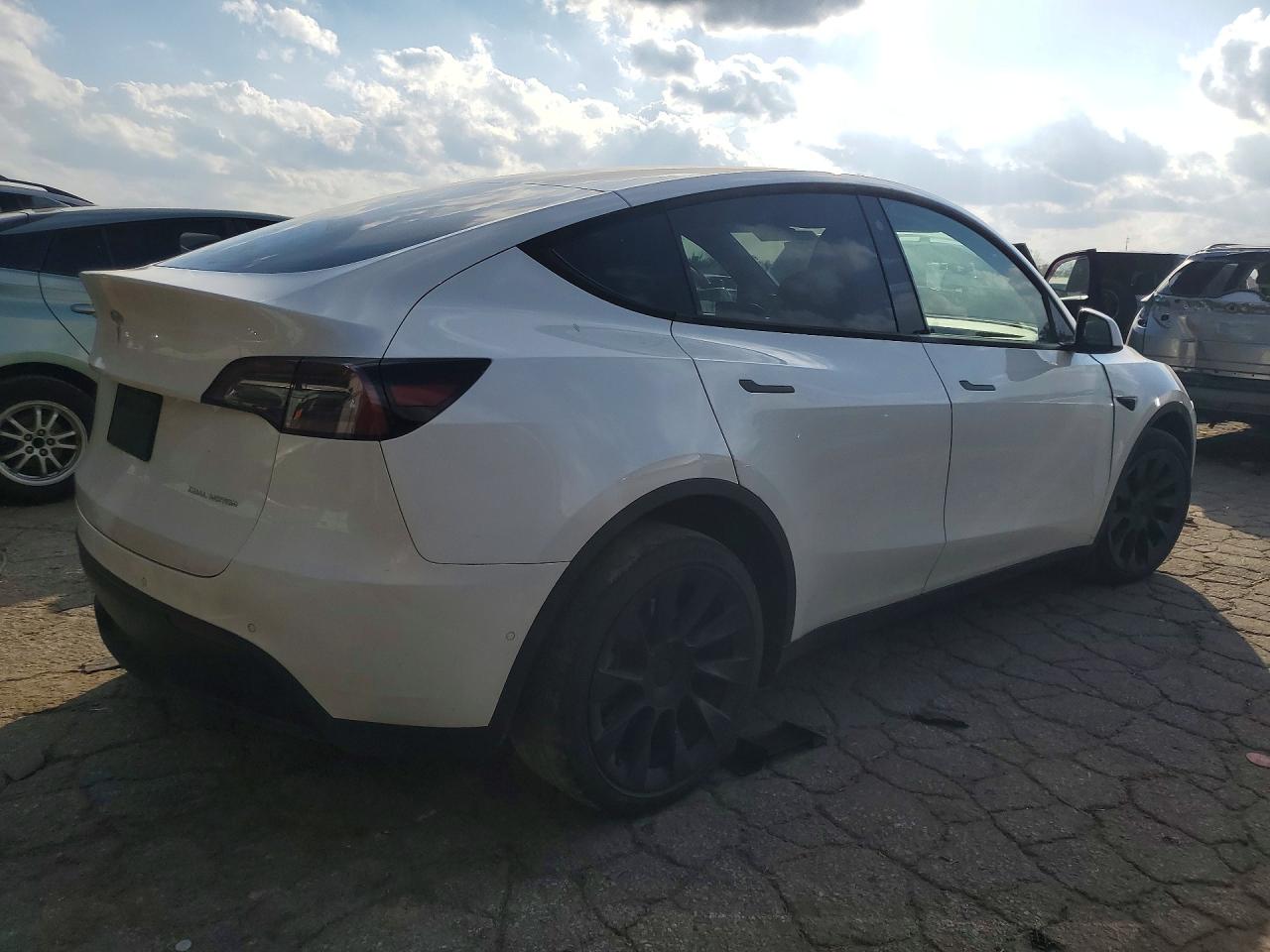 2021 TESLA MODEL Y photo 5