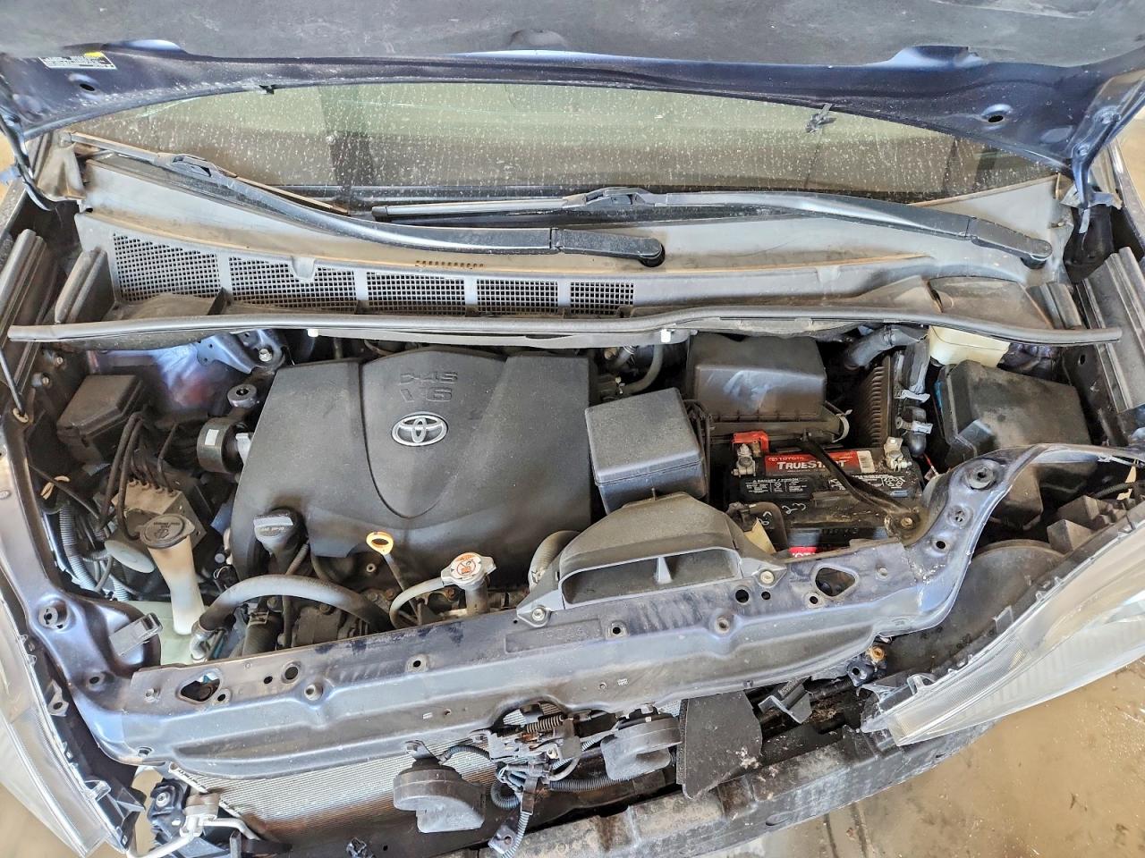 2020 TOYOTA SIENNA XLE 8-PASSENGER photo 23