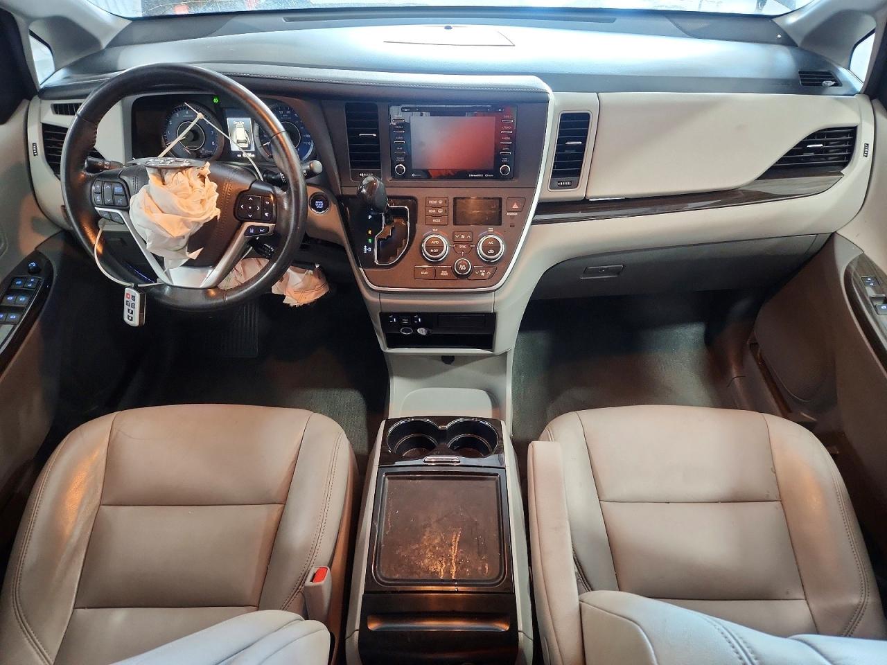2020 TOYOTA SIENNA XLE 8-PASSENGER photo 15