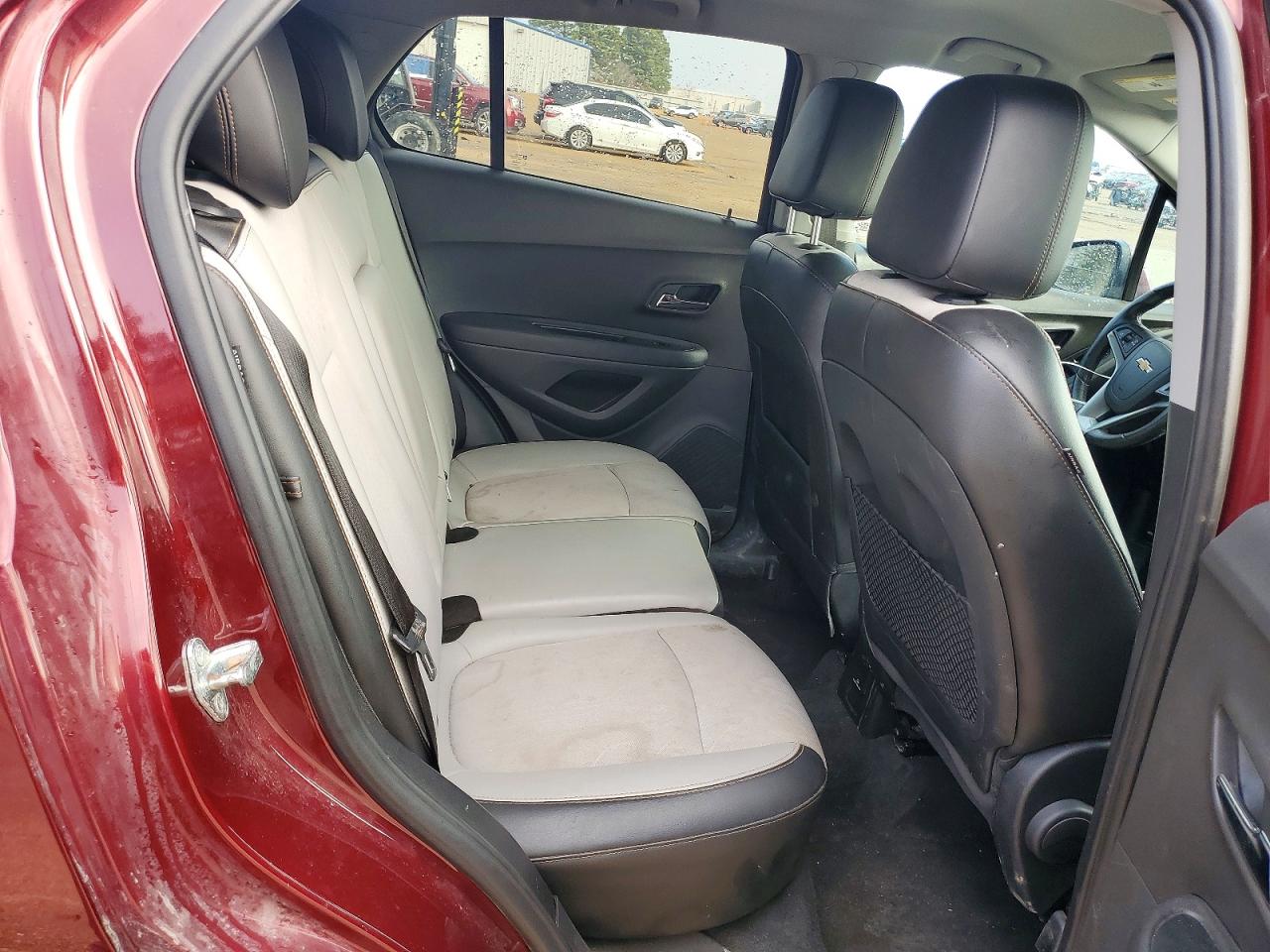 2017 CHEVROLET TRAX 1LT photo 11
