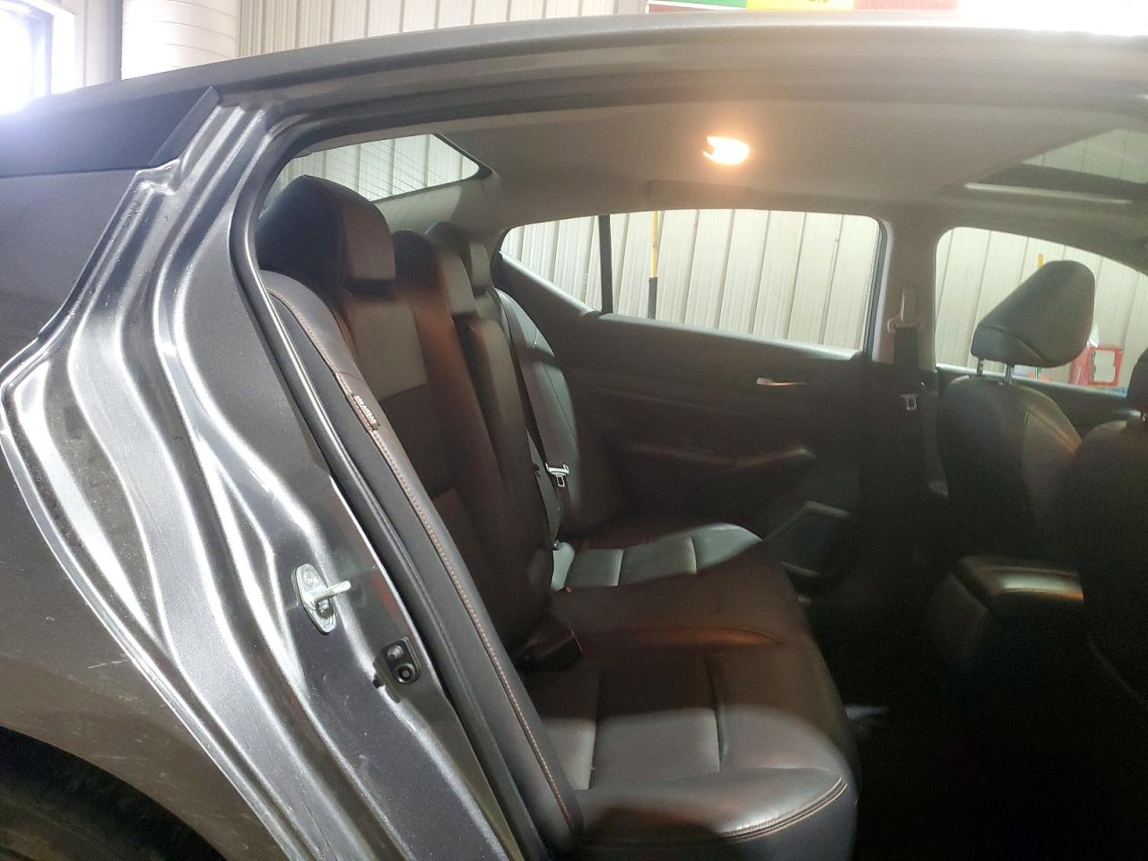 2019 NISSAN ALTIMA SR photo 19