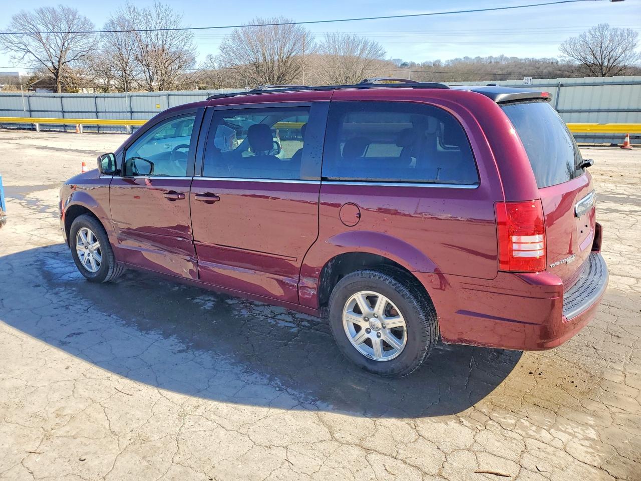2008 CHRYSLER TOWN & COUNTRY TOURING photo 4