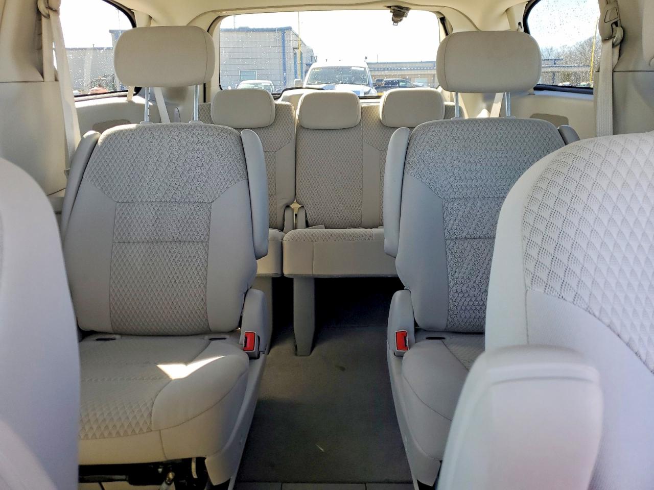 2008 CHRYSLER TOWN & COUNTRY TOURING photo 28