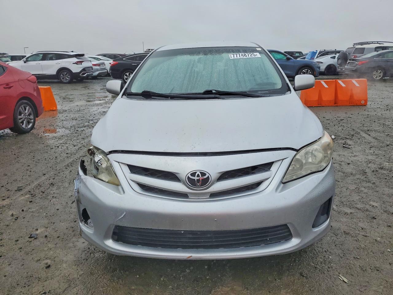 2013 TOYOTA COROLLA L photo 9