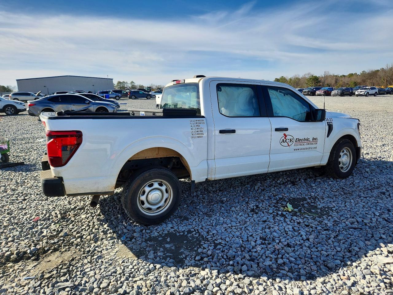 2024 FORD F150 XL photo 3