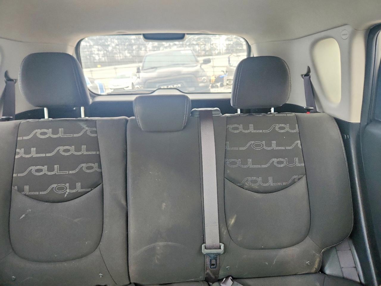 2012 KIA SOUL + photo 10