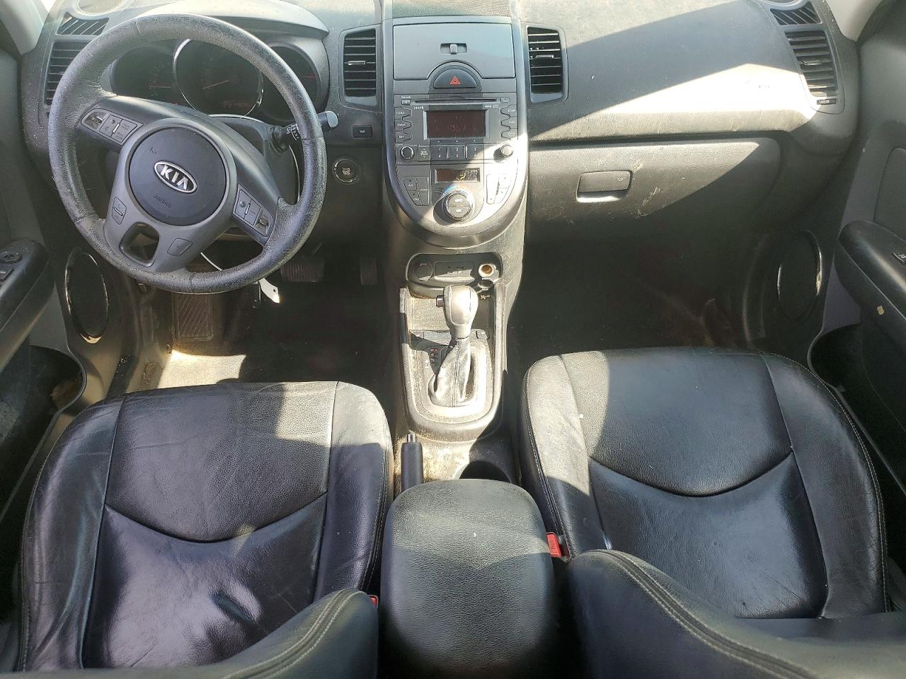 2011 KIA SOUL + photo 8