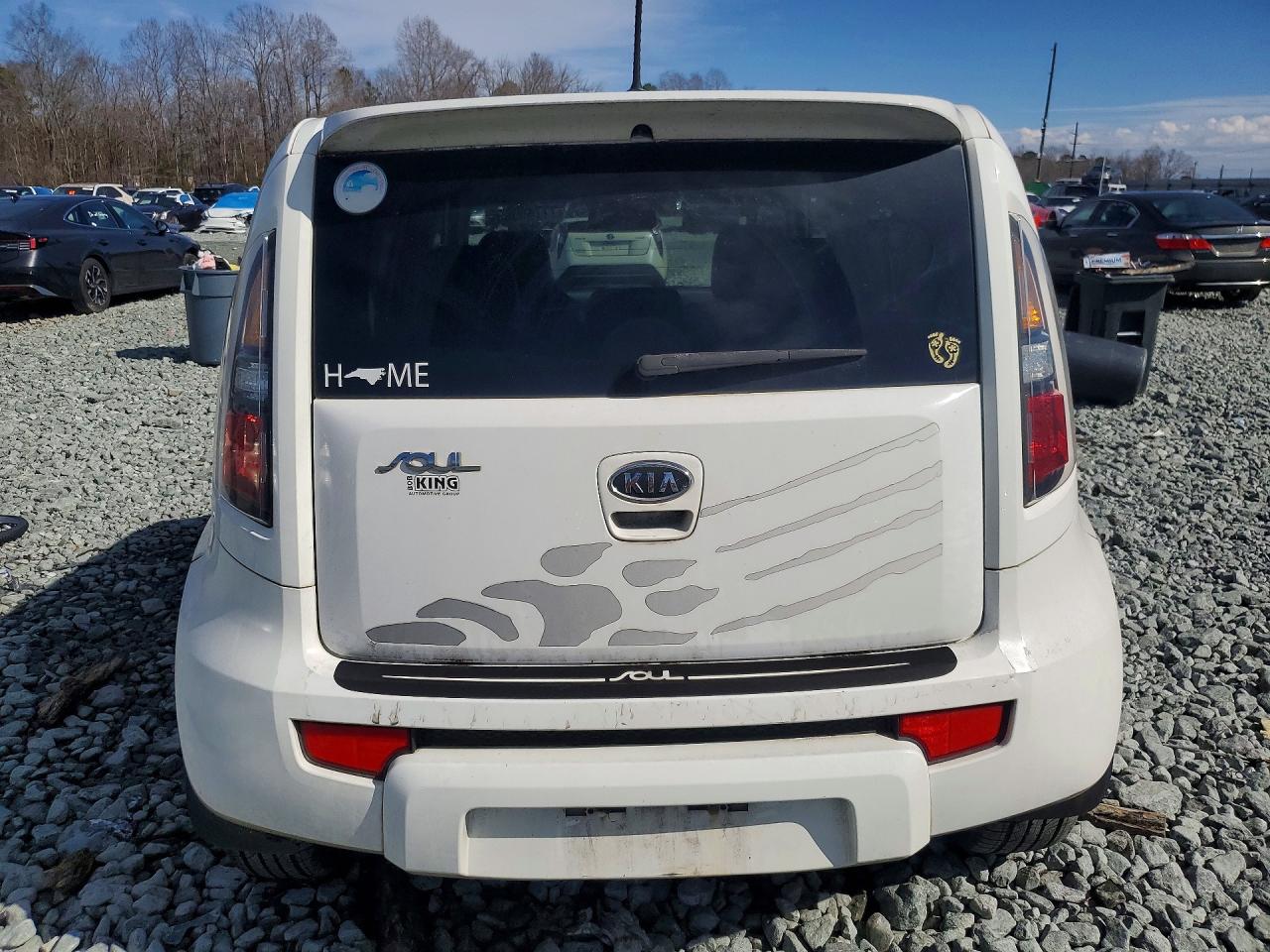 2011 KIA SOUL + photo 6