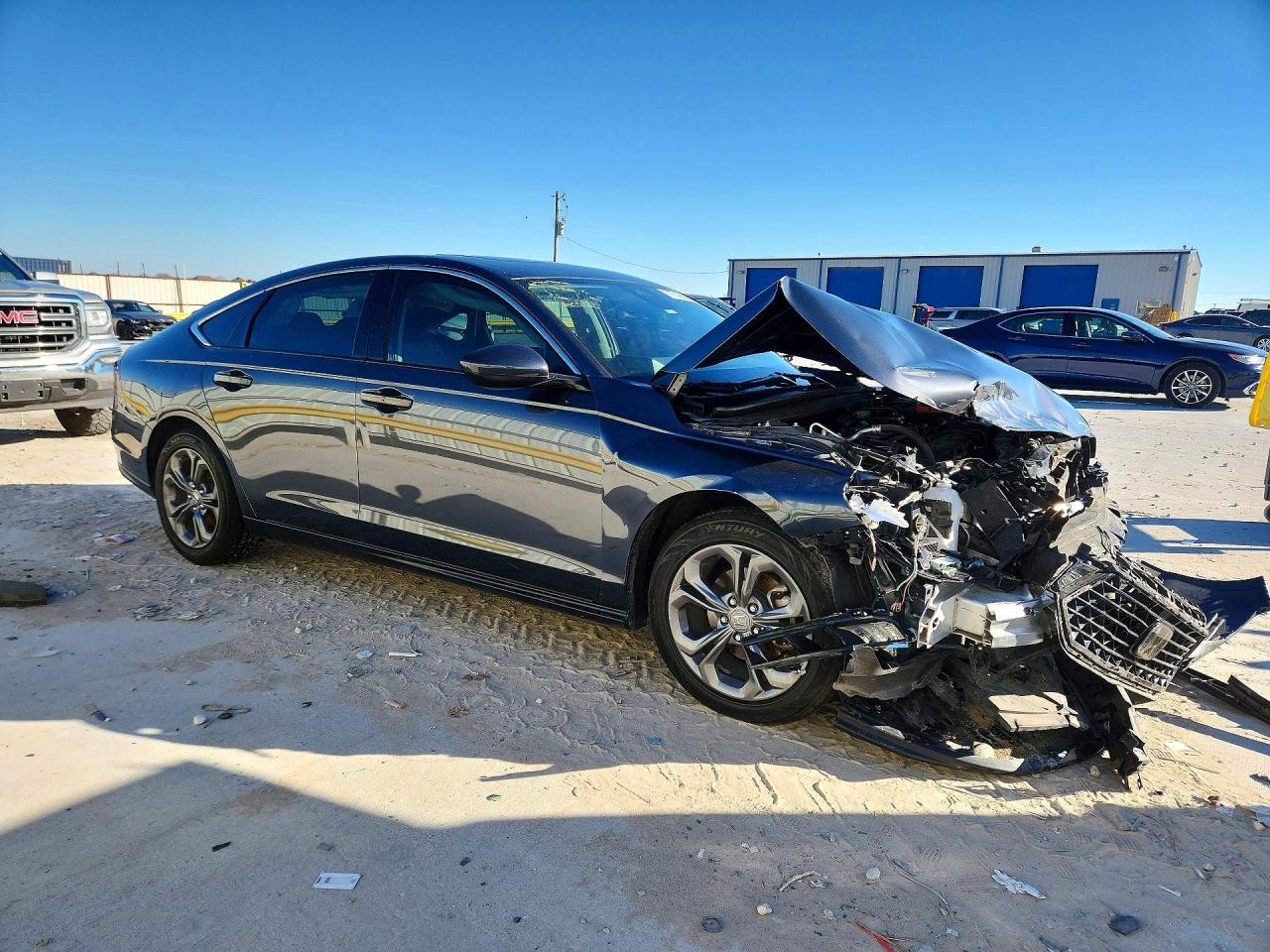 2024 HONDA ACCORD EX photo 7