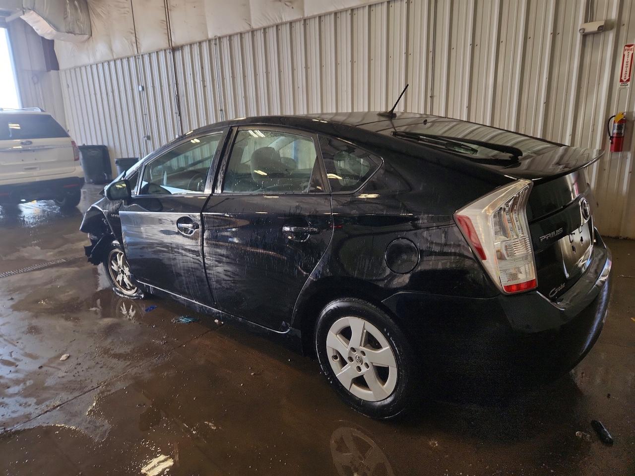 2011 TOYOTA PRIUS THREE photo 2