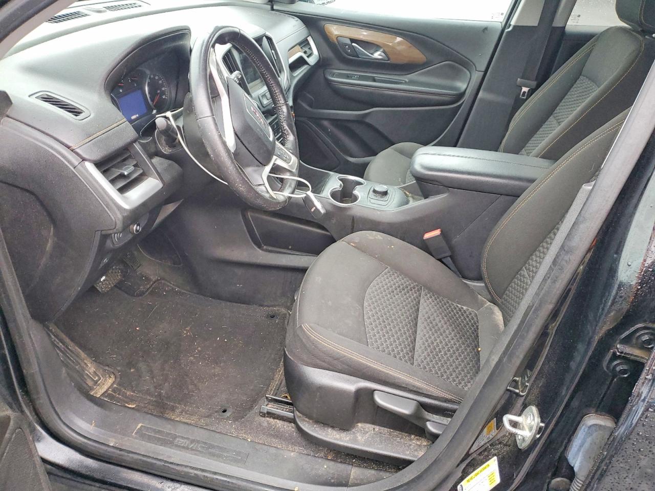 2019 GMC TERRAIN photo 7