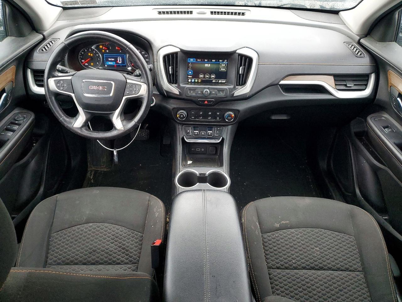 2019 GMC TERRAIN photo 8