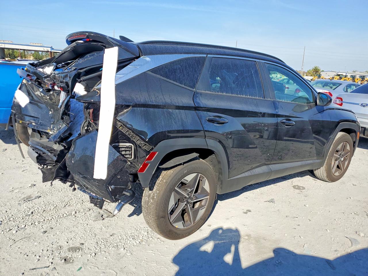 2026 HYUNDAI TUCSON SEL photo 3