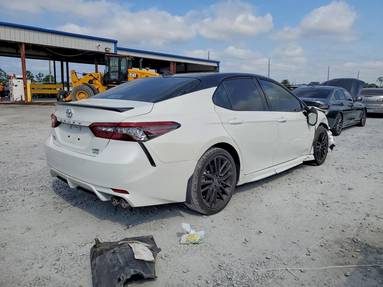 2023 TOYOTA CAMRY XSE photo 5