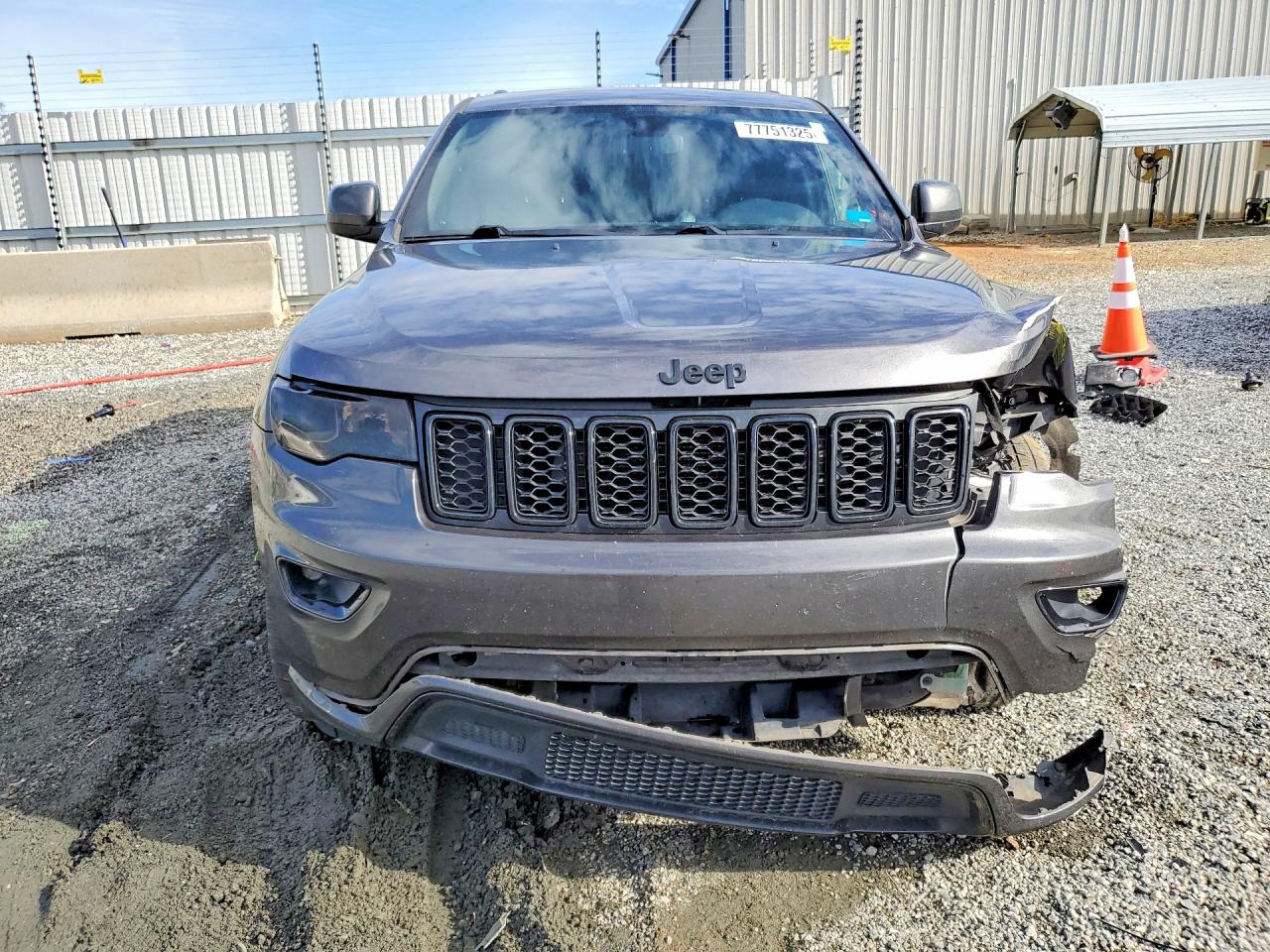 2018 JEEP GRAND CHEROKEE LAREDO photo 9