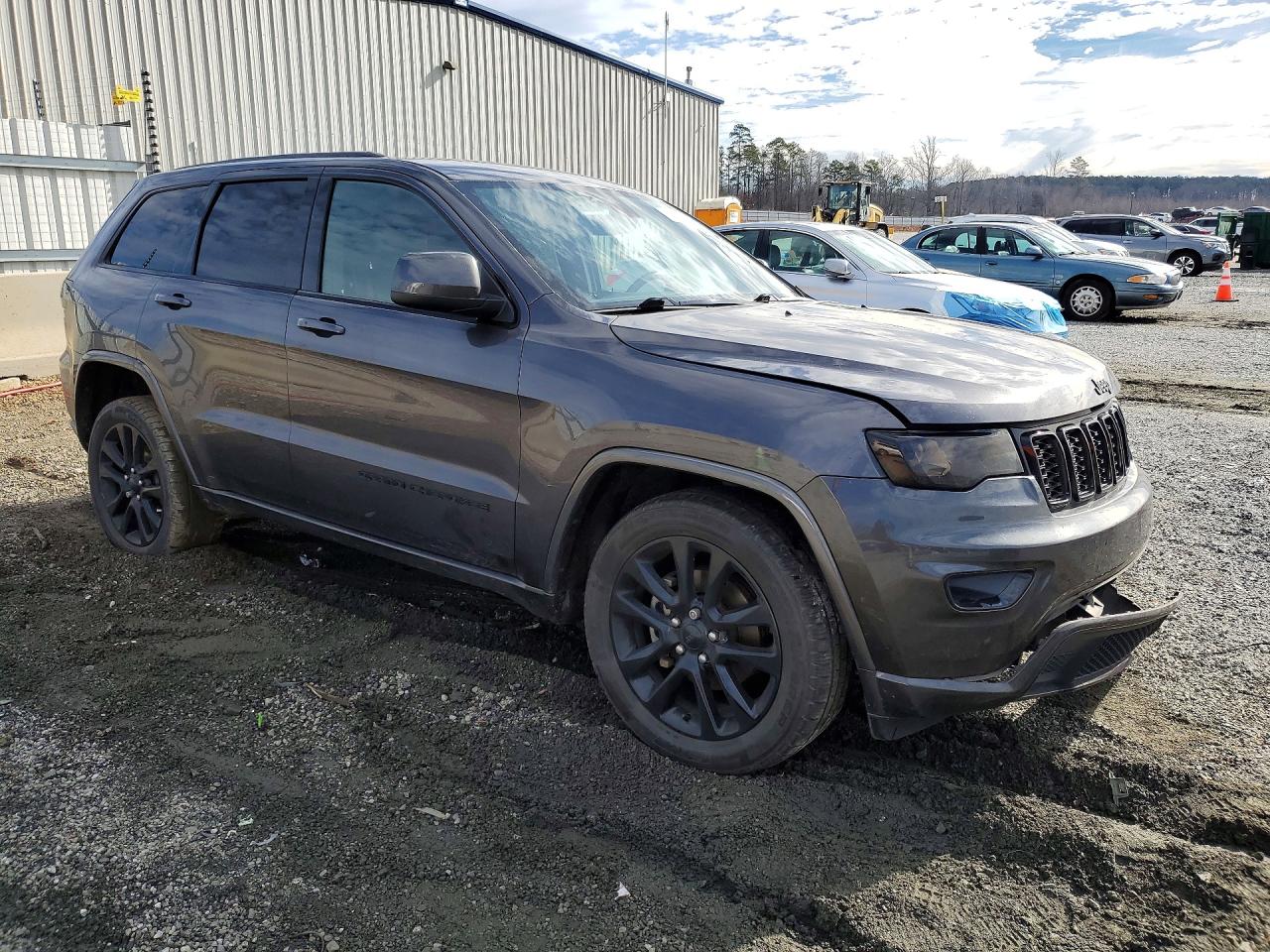 2018 JEEP GRAND CHEROKEE LAREDO photo 7