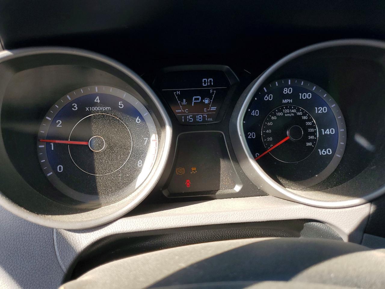 2015 HYUNDAI ELANTRA SE photo 17