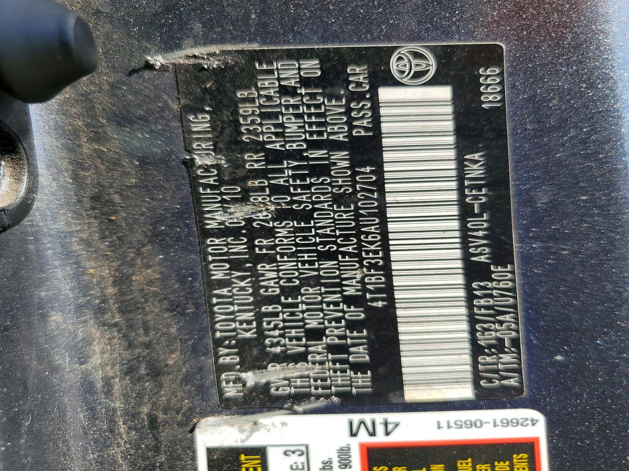 2010 TOYOTA CAMRY photo 23