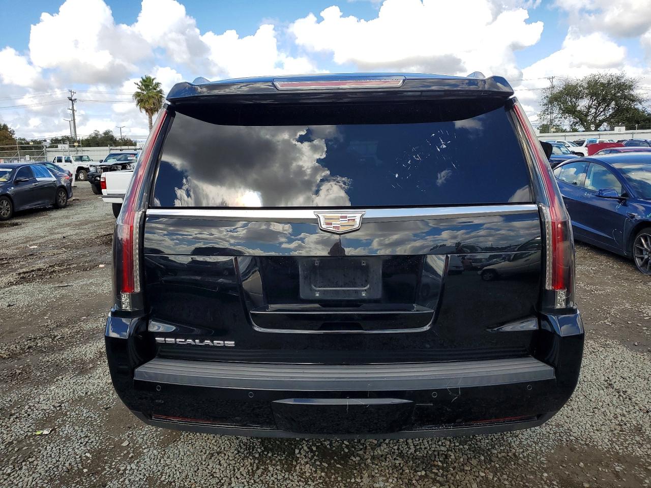 2016 CADILLAC ESCALADE PREMIUM photo 6