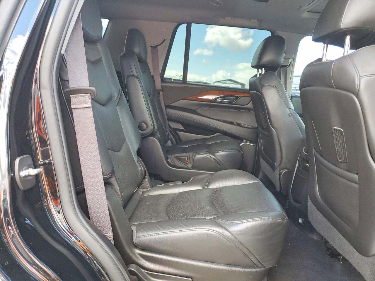 2016 CADILLAC ESCALADE PREMIUM photo 11