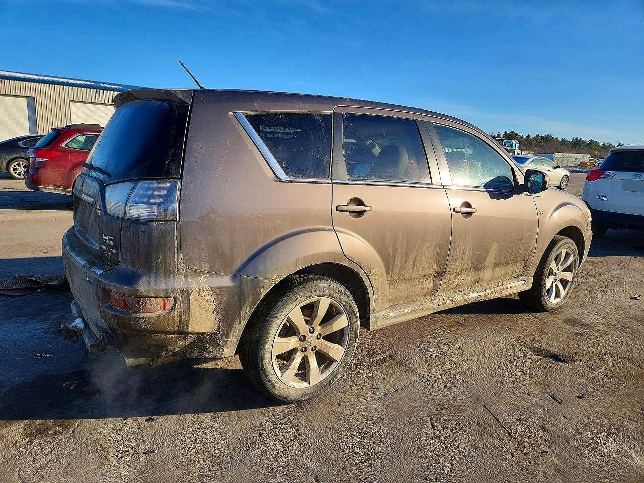 2011 MITSUBISHI OUTLANDER GT photo 3