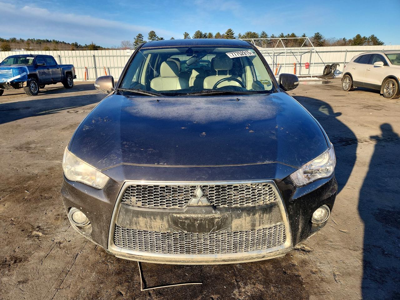 2011 MITSUBISHI OUTLANDER GT photo 5